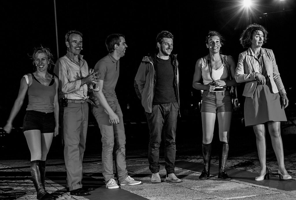 grenier_jardin_groupe_n&b